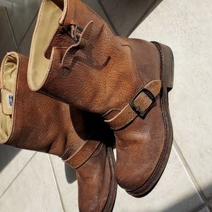 Frye brown boots